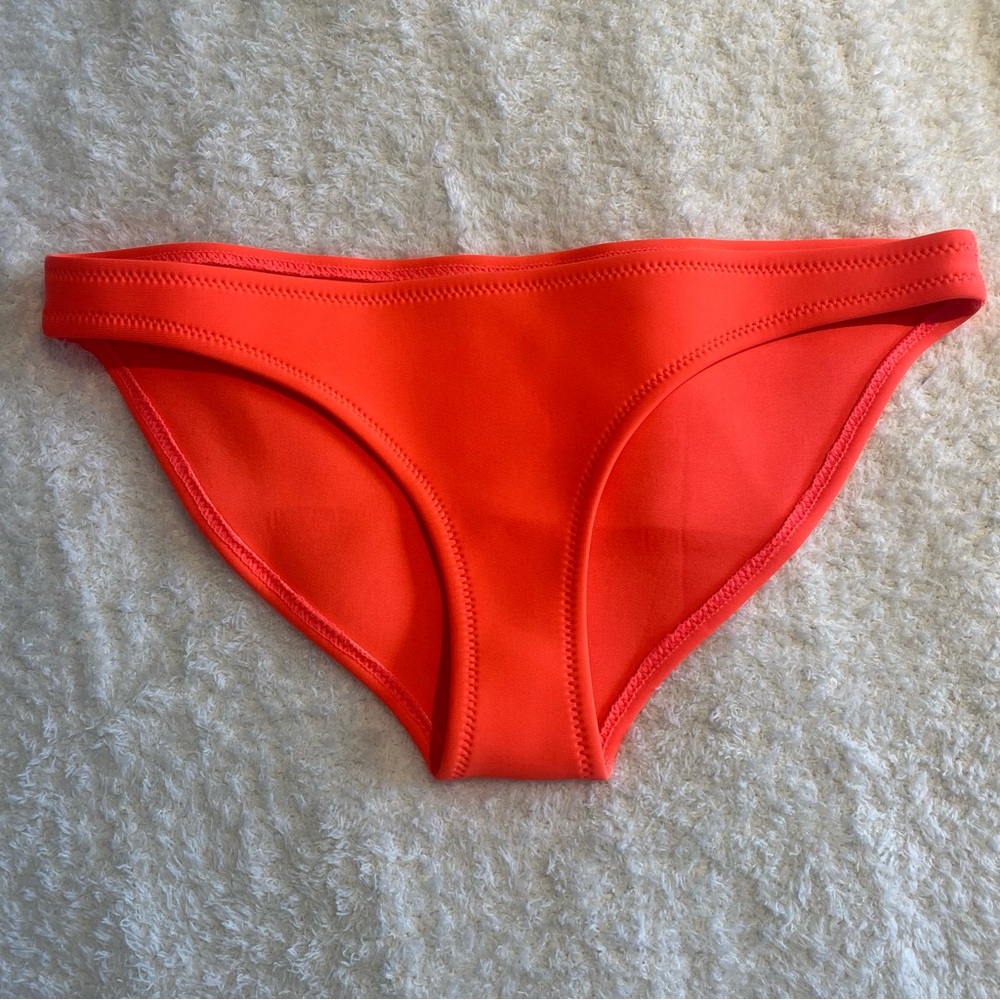 Neon pink, Triangl bikini bottoms, size small